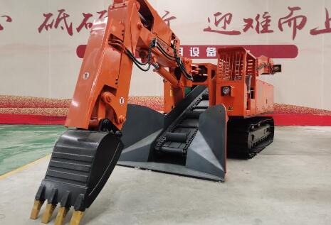 履帶式扒渣機的特點(diǎn)是什么呢？這五點(diǎn)了解下！